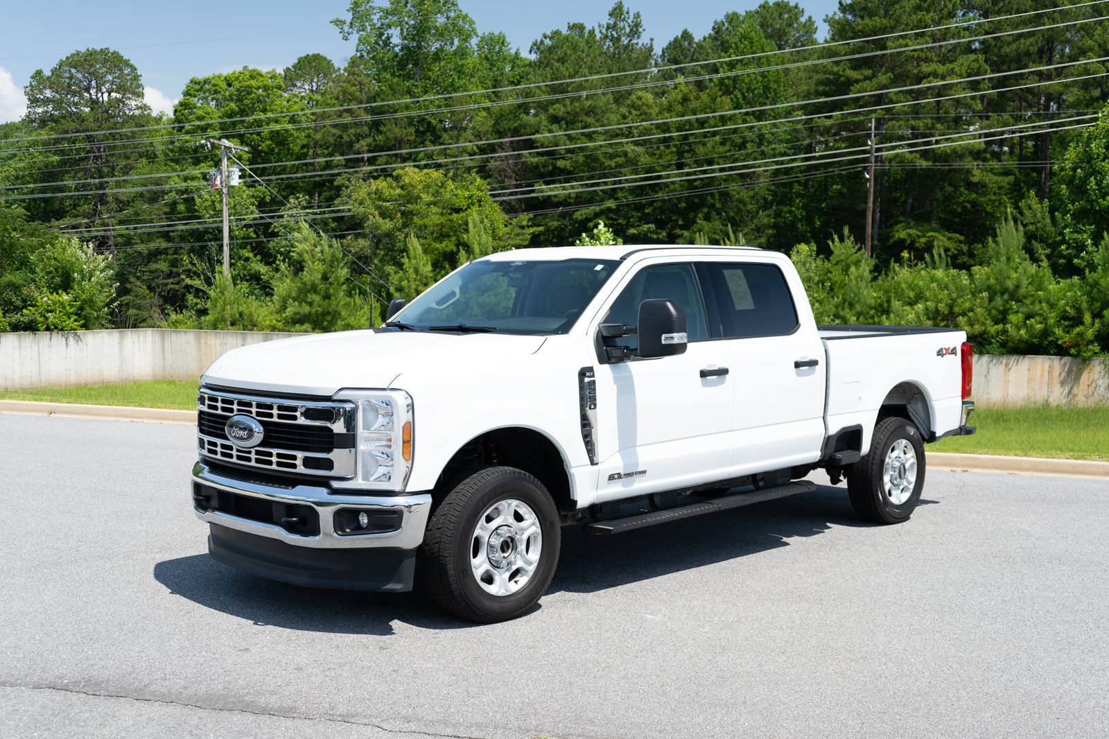 Used 2026 Ford F250 XLT AWD/4WD image 3