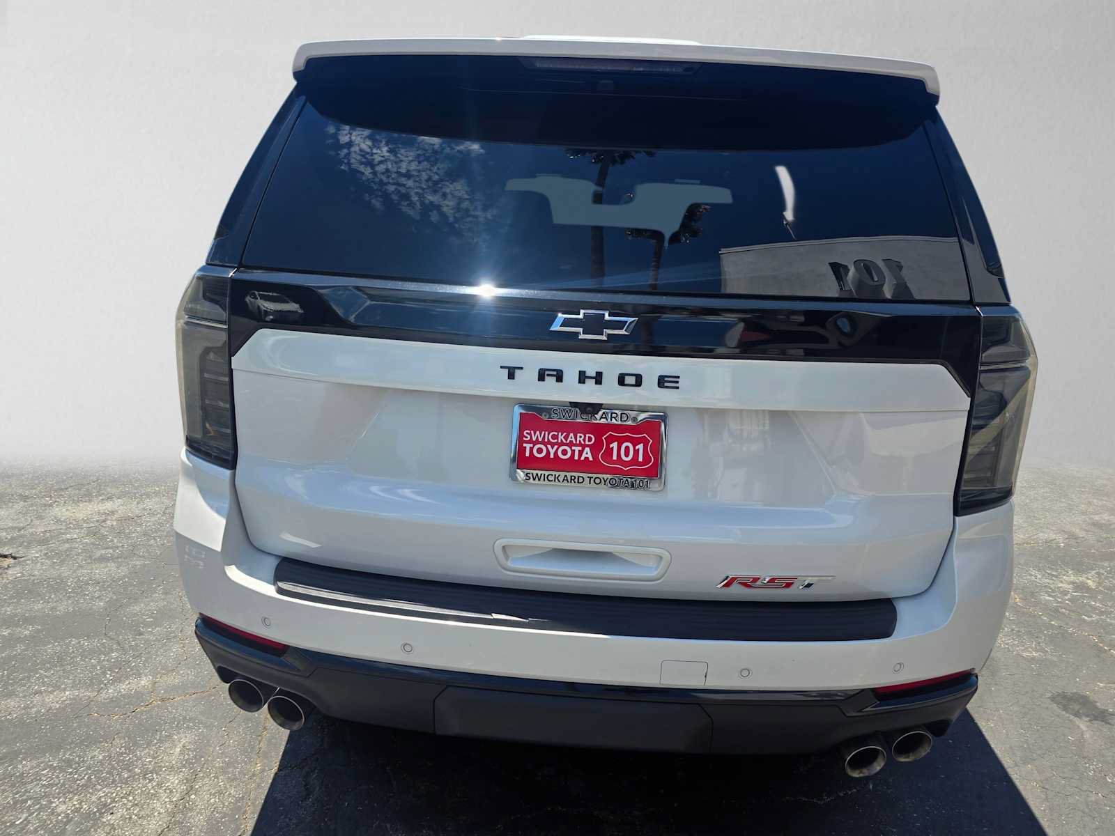 Used 2025 Chevrolet Tahoe RST w/ RST Capability Package AWD/4WD image 4