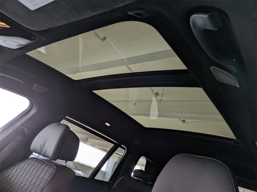 New 2026 BMW X7 M60i image 13