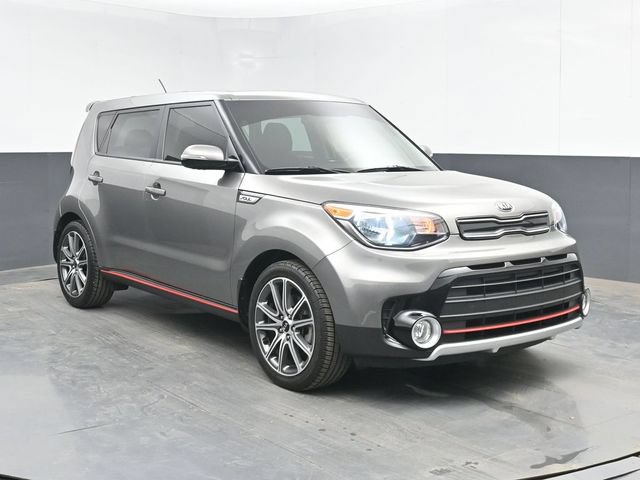 Used 2019 Kia Soul ! FWD image 2