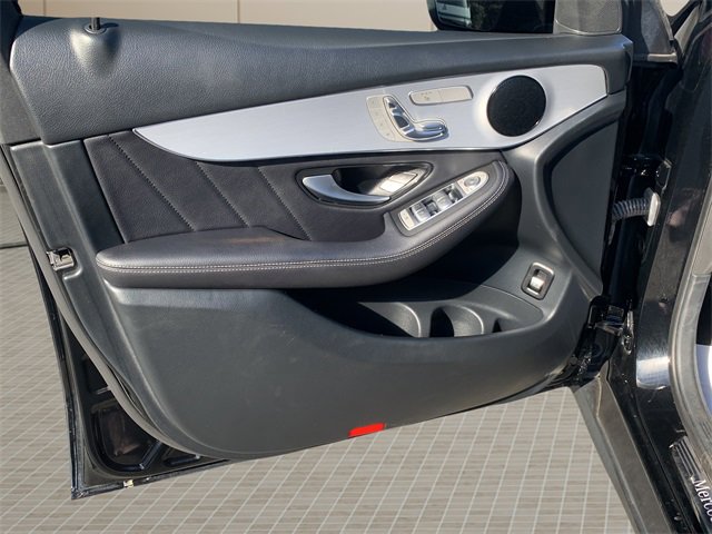 Used 2022 Mercedes-Benz GLC 300 image 16