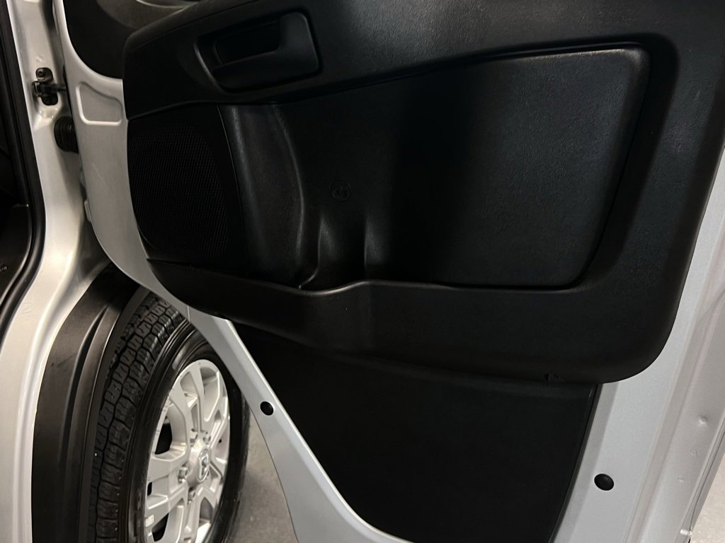 Used 2025 RAM ProMaster 3500 w/ Storage Group image 31