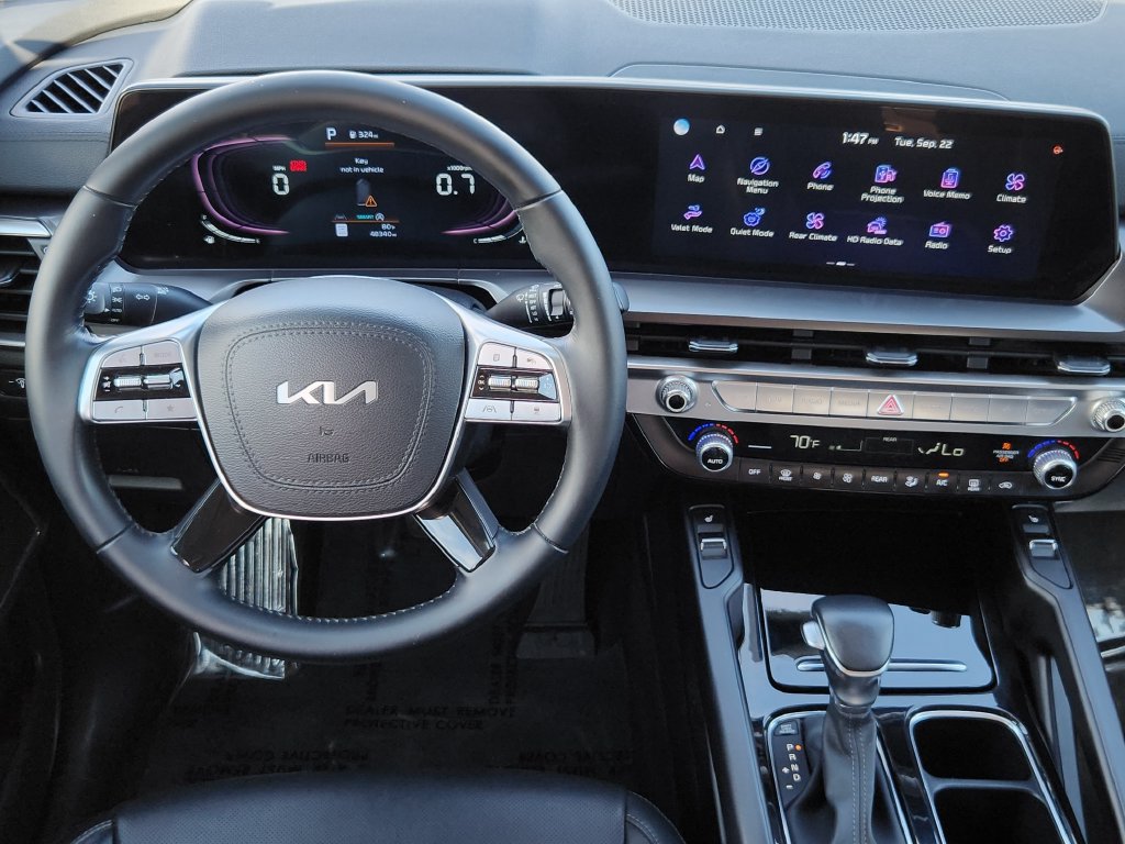 Used 2025 Kia Telluride S AWD/4WD image 3