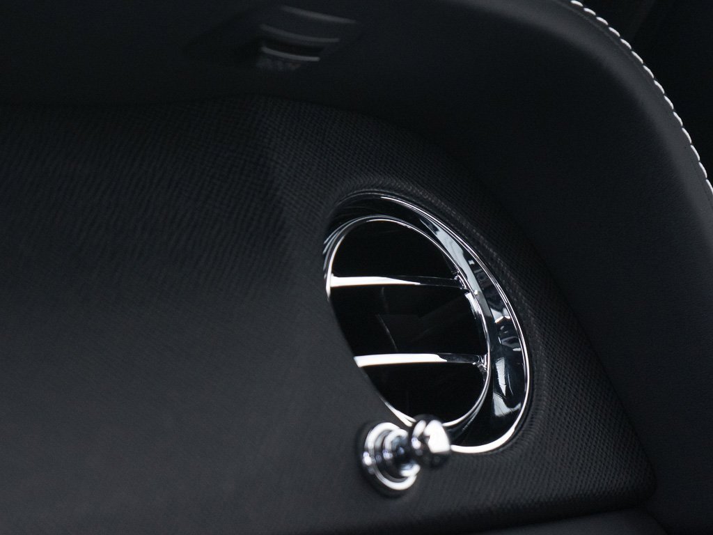 Certified 2024 Rolls-Royce Cullinan image 48