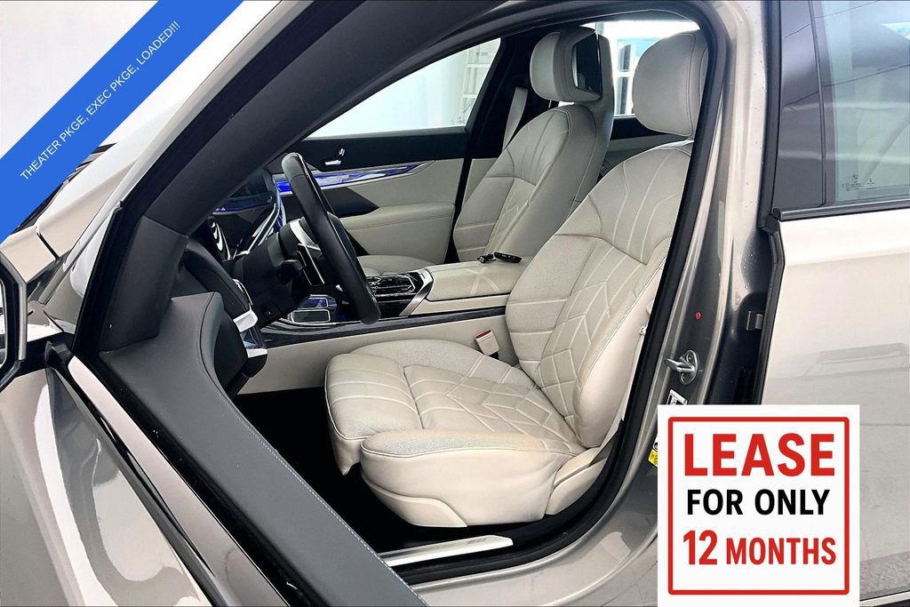 Used 2023 BMW 740i image 35