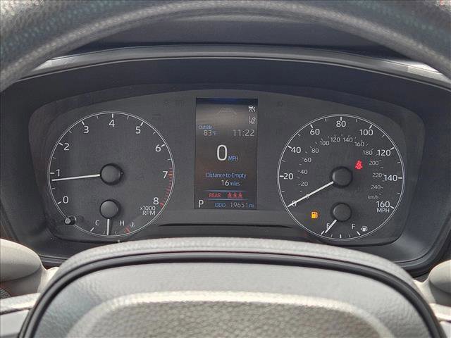Used 2025 Toyota Corolla LE FWD image 11
