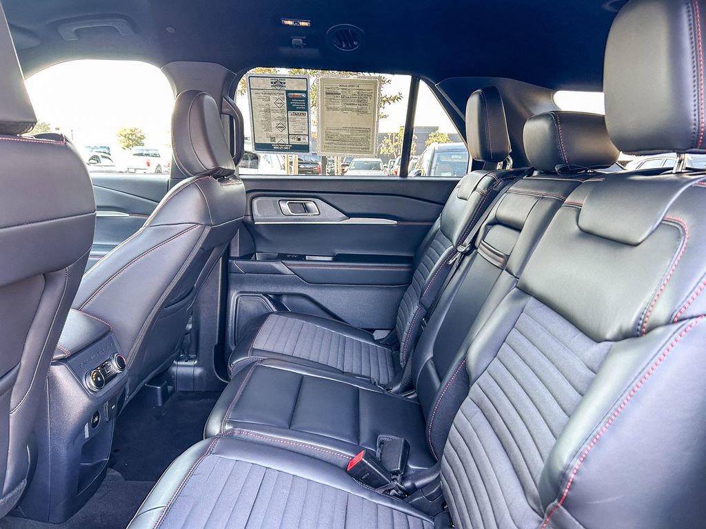 Used 2026 Ford Explorer ST-Line RWD image 23