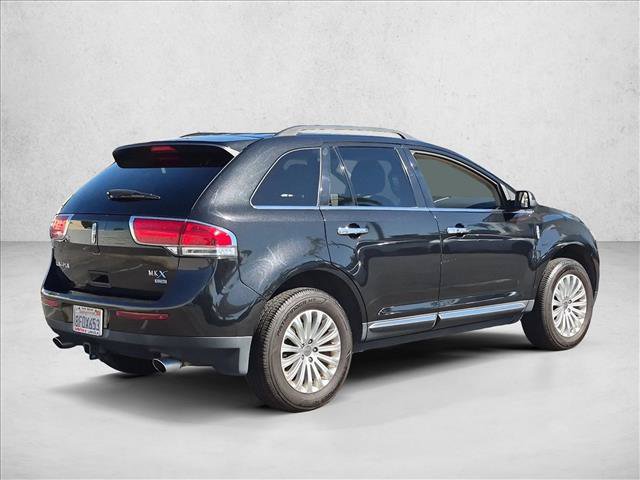 Used 2013 Lincoln MKX AWD w/ Class II Trailer Tow Pkg image 5