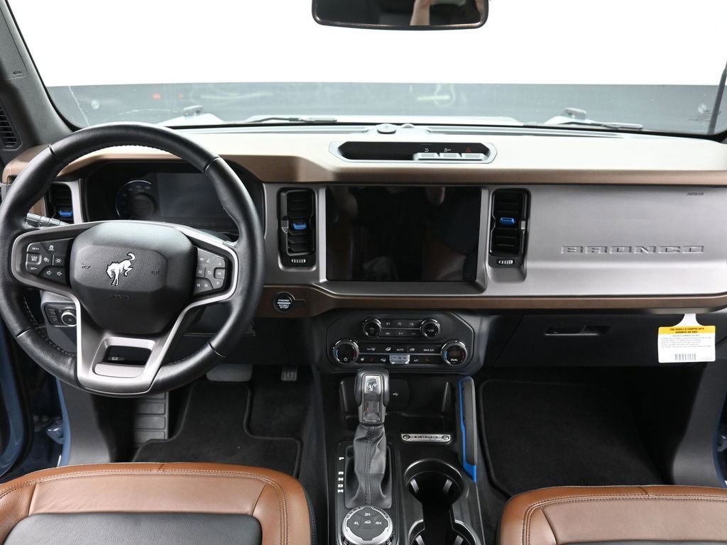 Used 2023 Ford Bronco Outer Banks image 16