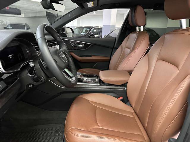 Used 2022 Audi Q8 Premium Plus w/ Premium Plus Package AWD/4WD image 15