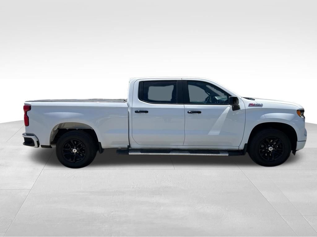 Used 2023 Chevrolet Silverado 1500 RST w/ Z71 Off-Road Package AWD/4WD image 6