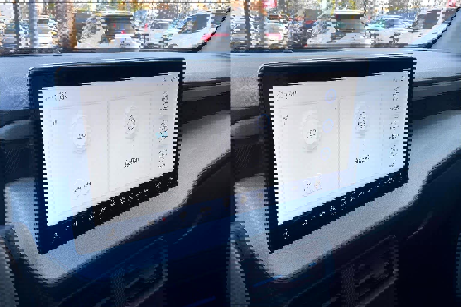 Used 2025 Ford Maverick XLT w/ XLT Luxury Package image 65