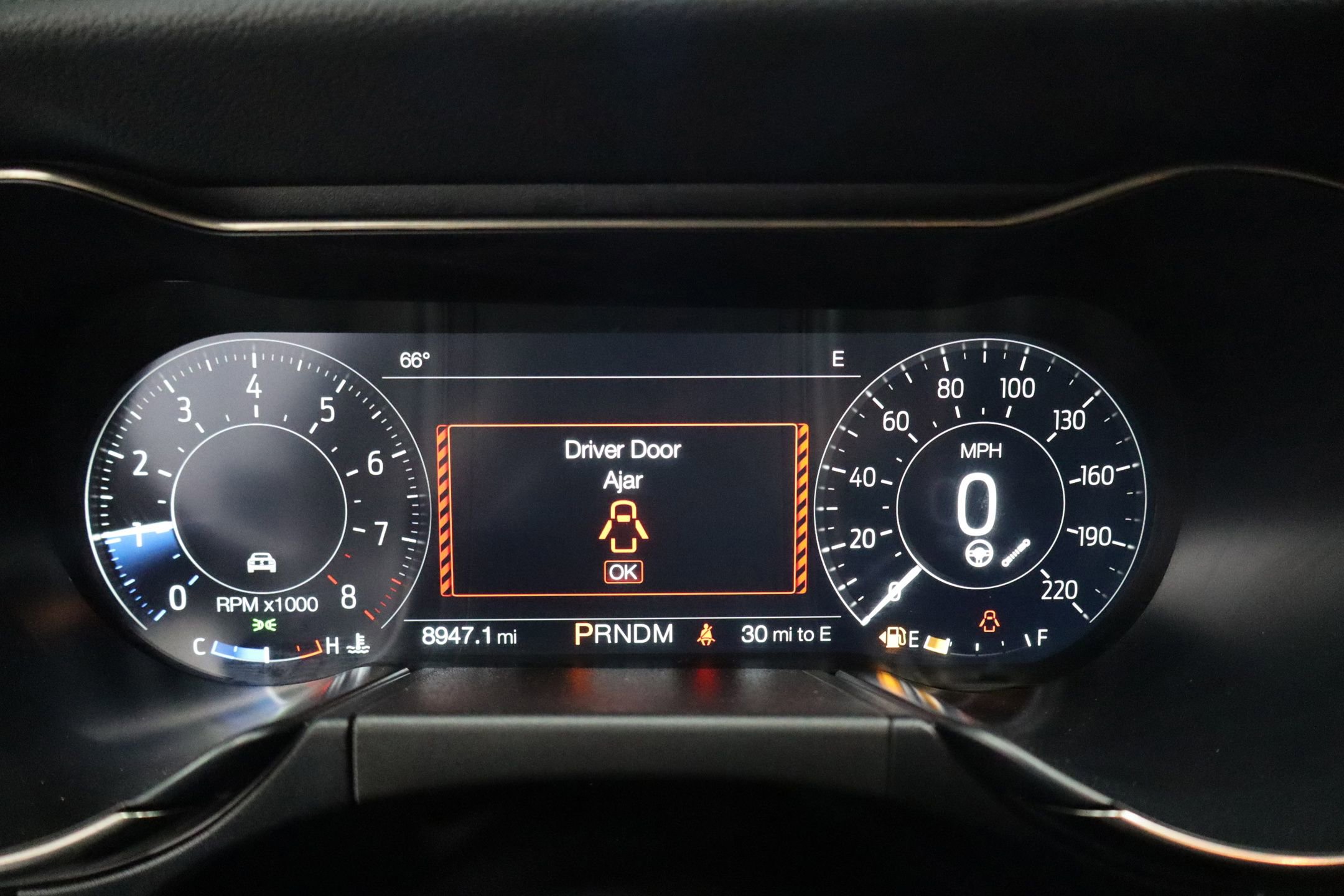 Used 2021 Ford Mustang Shelby GT500 w/ Technology Package image 16