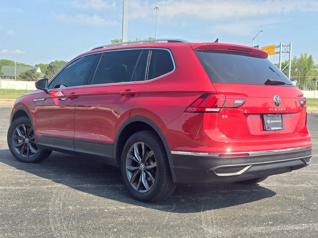 Used 2023 Volkswagen Tiguan SE FWD image 13