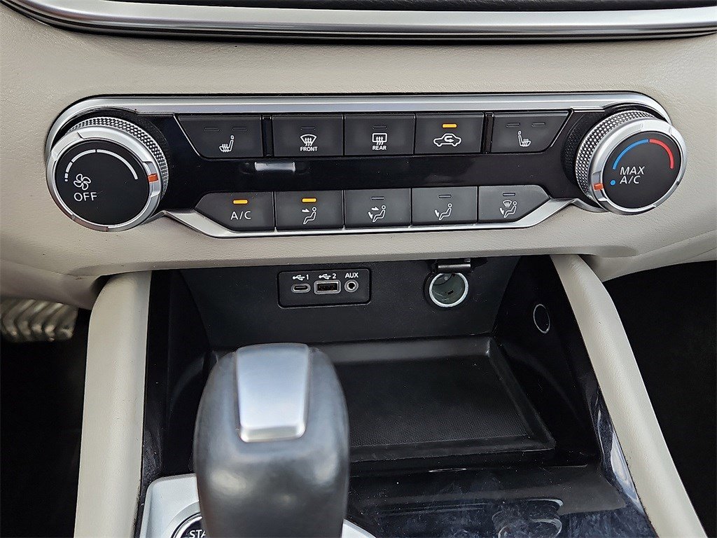 Used 2022 Nissan Altima 2.5 SV w/ SV Premium Package image 27