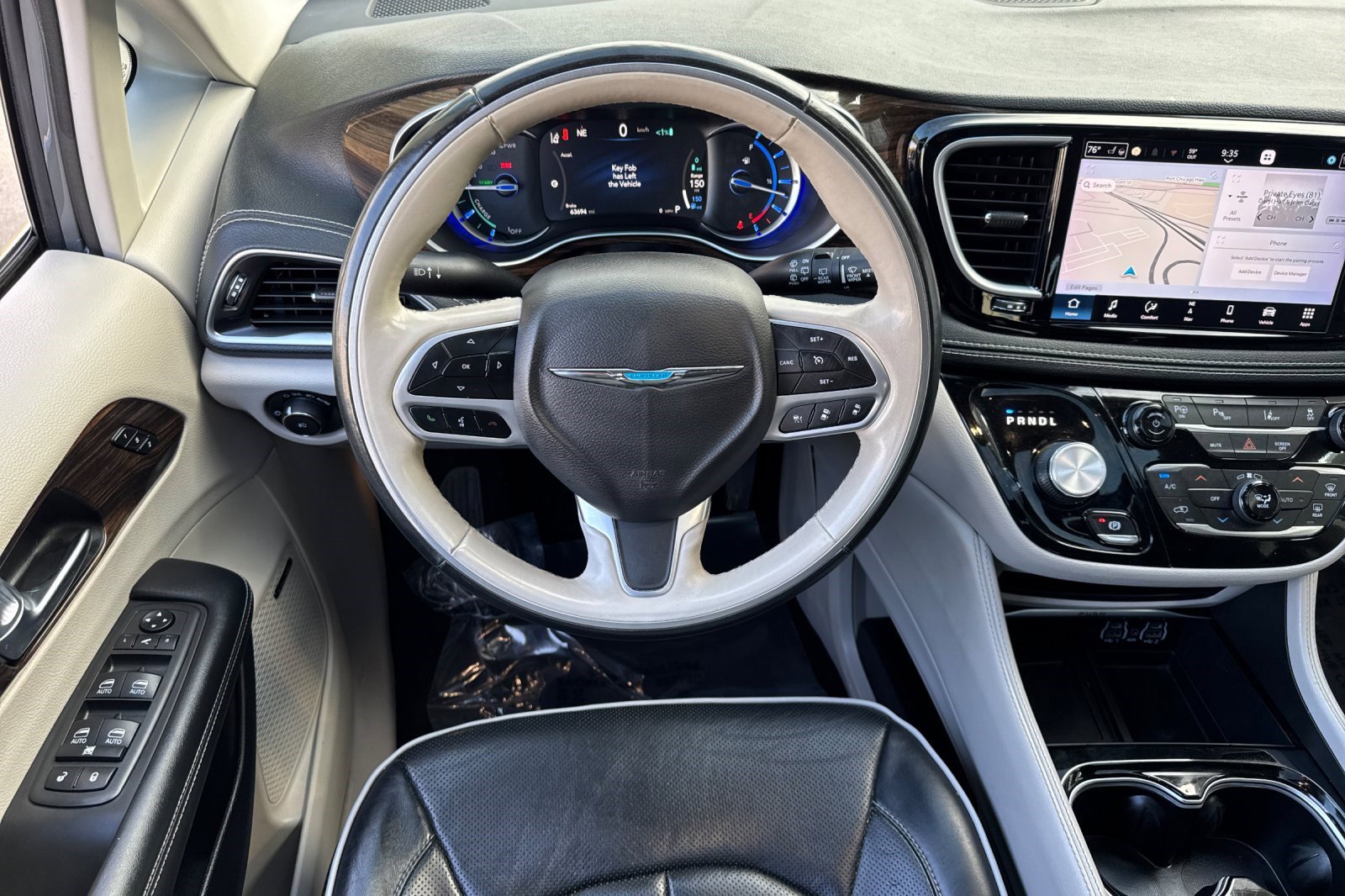 Used 2021 Chrysler Pacifica Limited w/ Premium & Safety Sphere Group image 28