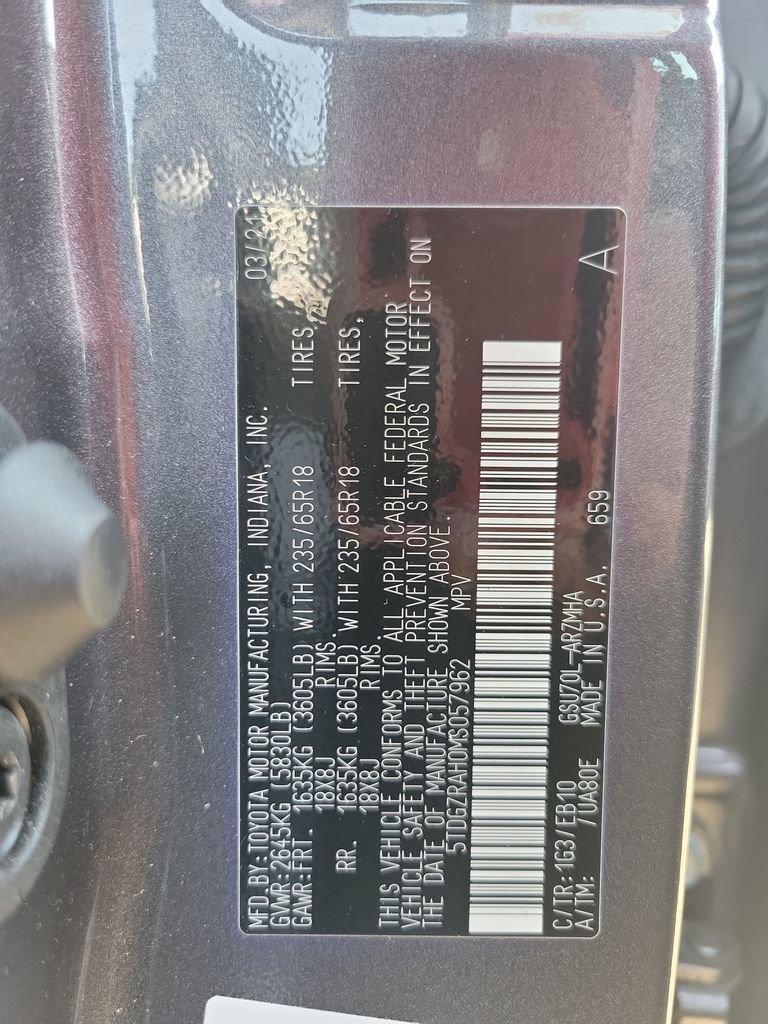 Certified 2021 Toyota Highlander XLE FWD image 42
