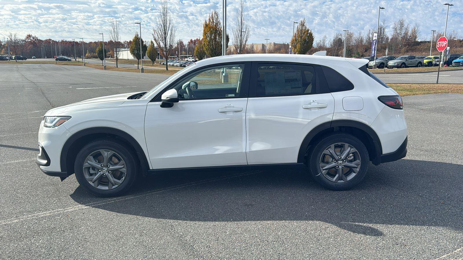 New 2026 Honda HR-V LX image 11