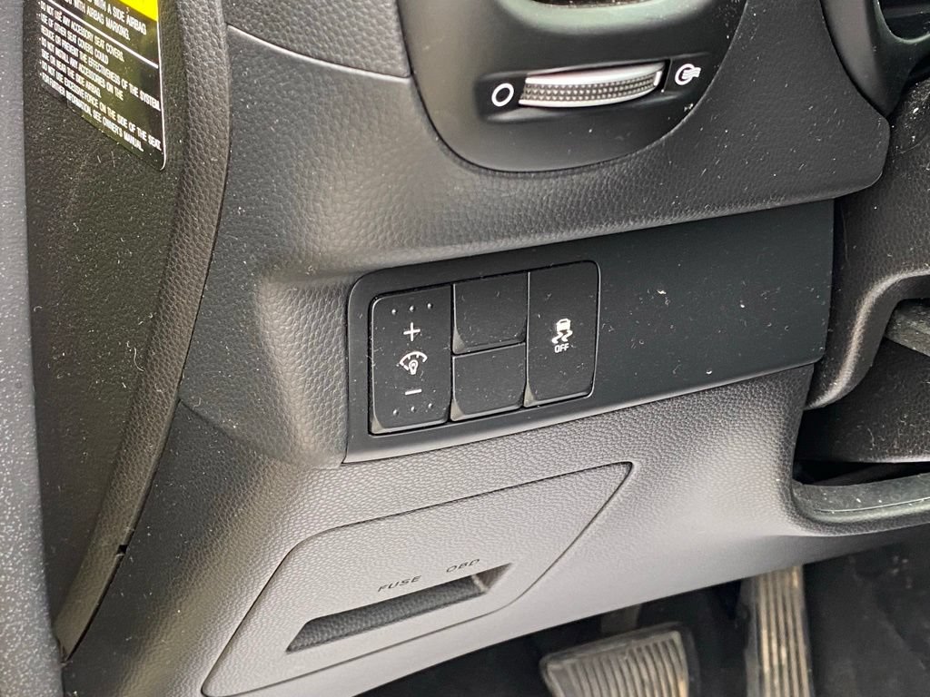 Used 2018 Kia Soul + FWD image 12