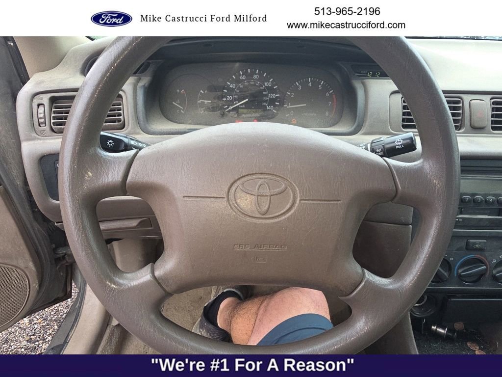 Used 2000 Toyota Camry CE FWD image 9