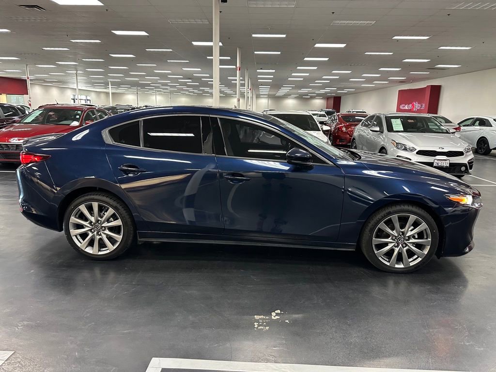 Used 2022 MAZDA MAZDA3 s image 8
