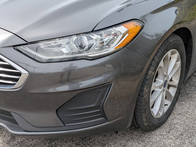 Used 2020 Ford Fusion SE FWD image 9