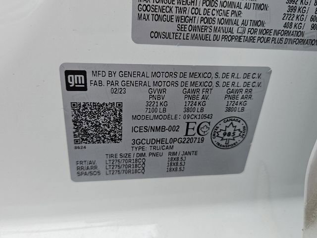 Used 2023 Chevrolet Silverado 1500 ZR2 image 16