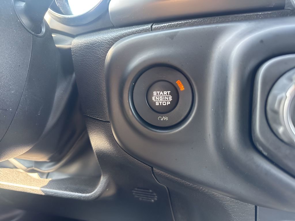 Used 2023 Jeep Wrangler Unlimited w/ Sun & Screen Package AWD/4WD image 22