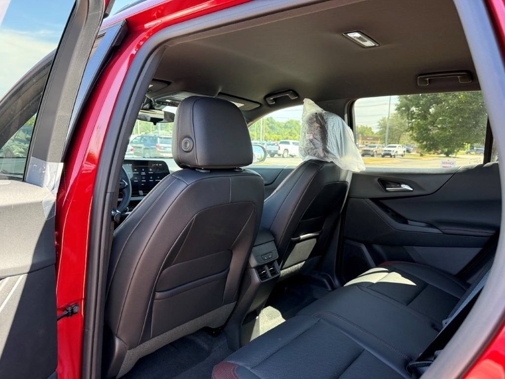 New 2027 Chevrolet Equinox RS w/ Convenience Package III FWD image 11