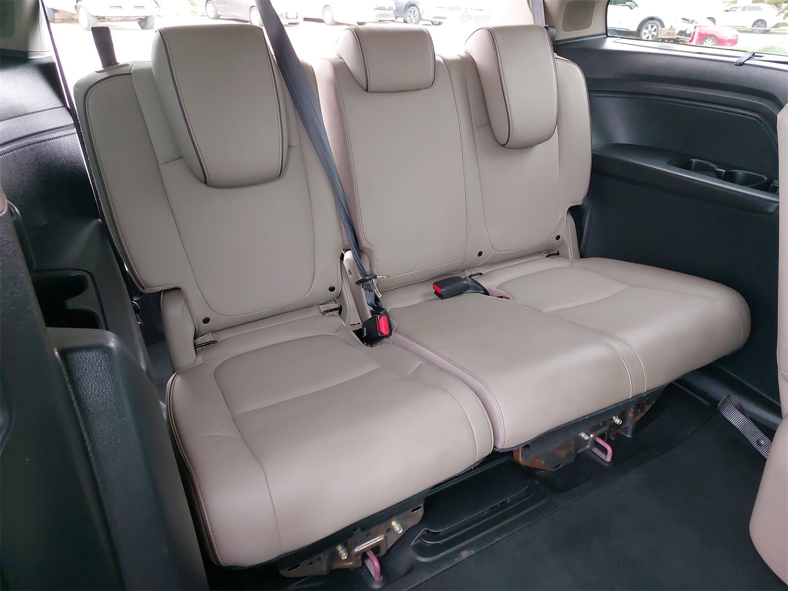Used 2023 Honda Odyssey Elite image 12