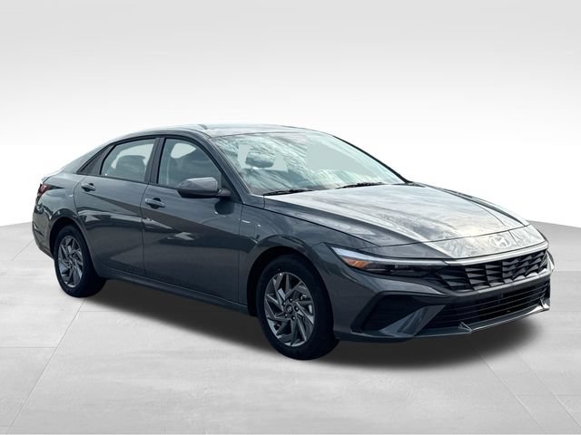 New 2026 Hyundai Elantra Hybrid FWD image 7