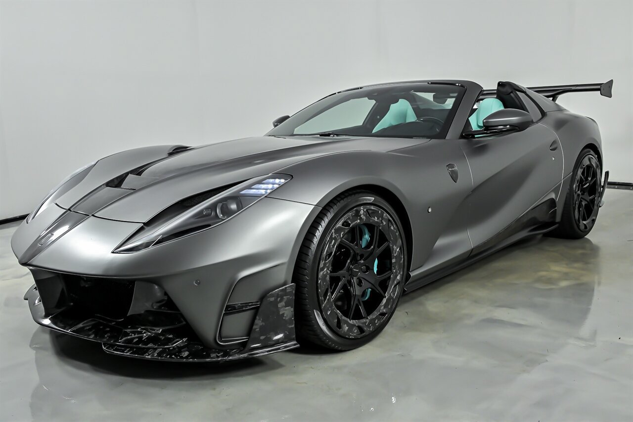 Used 2021 Ferrari 812 GTS RWD image 4