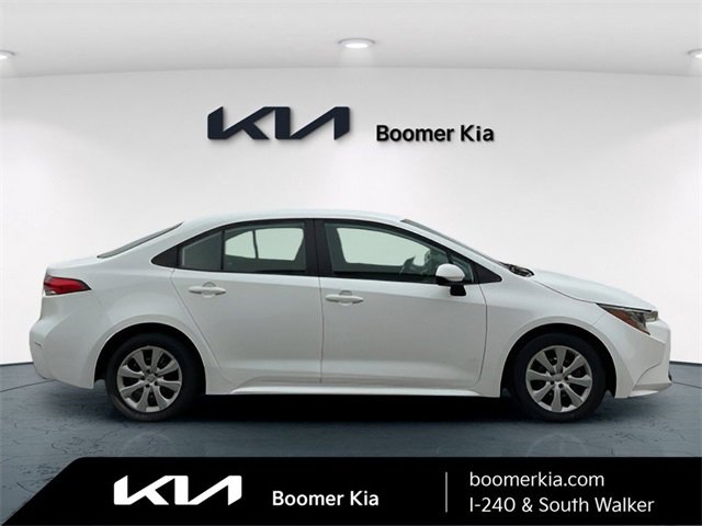 Used 2024 Toyota Corolla LE image 4