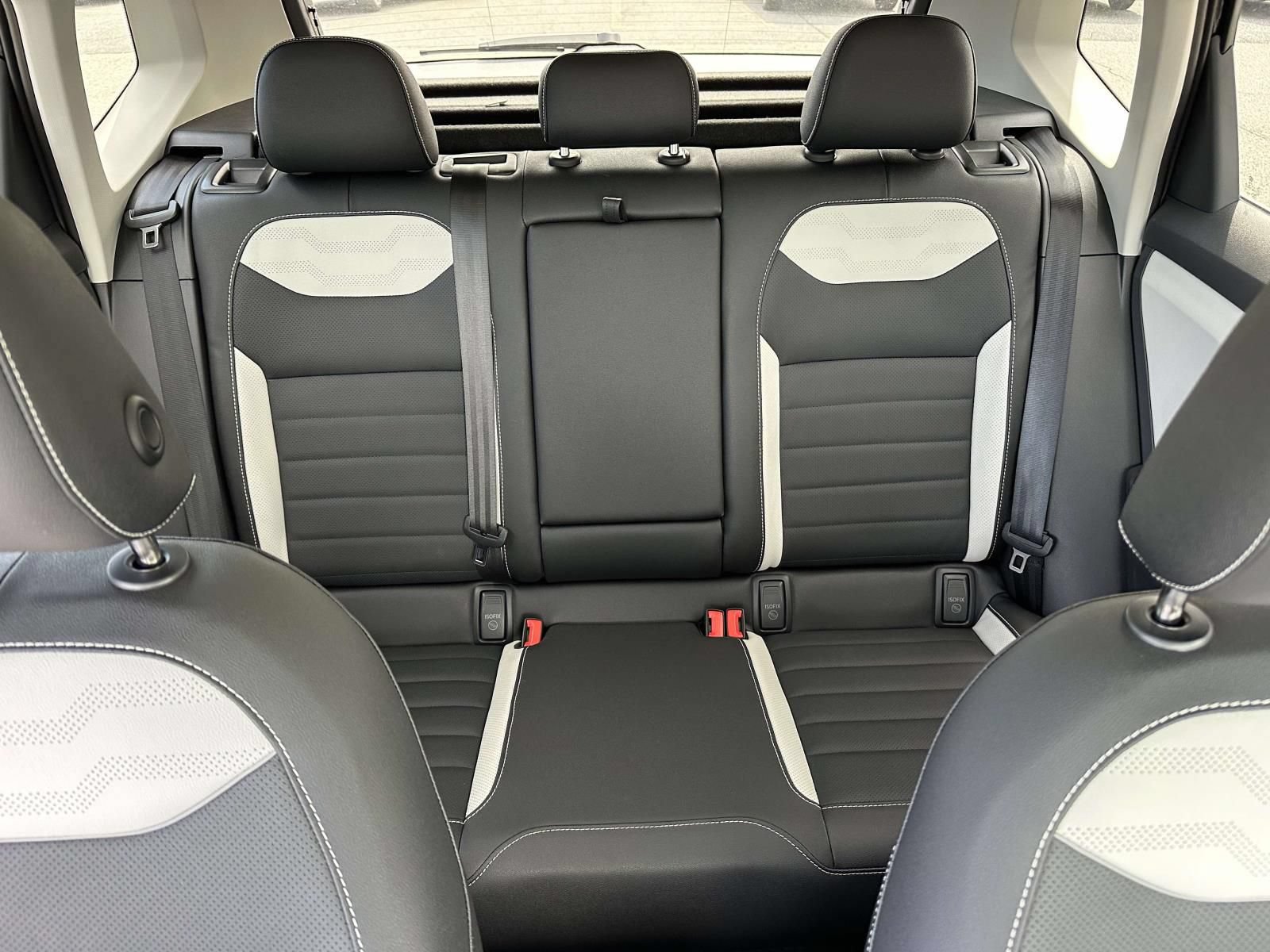 New 2026 Volkswagen Taos SEL AWD/4WD image 14