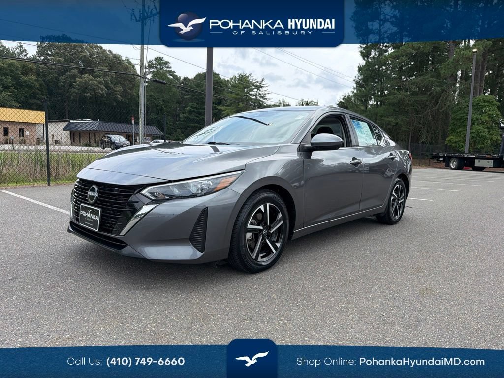 Used 2025 Nissan Sentra SV FWD image 1