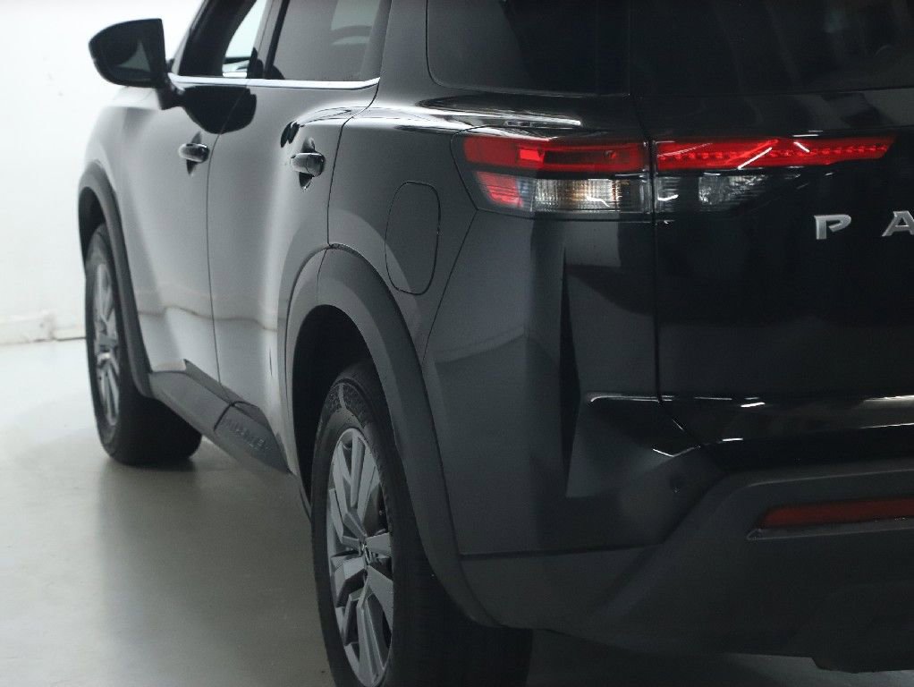 Certified 2025 Nissan Pathfinder SV AWD/4WD image 40