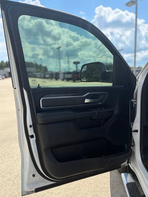 Used 2020 RAM 1500 Big Horn RWD image 24