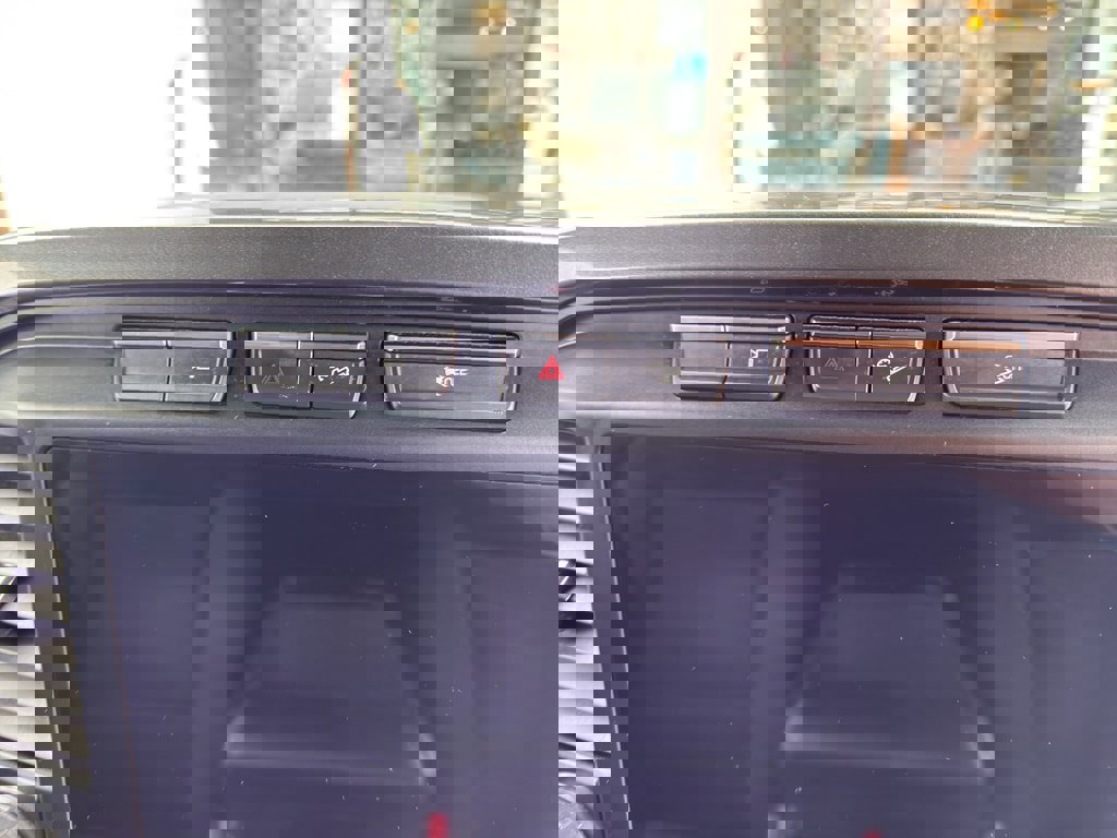 Used 2022 Ford F150 XLT w/ Equipment Group 302A High image 30