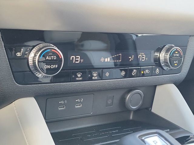 New 2026 Mitsubishi Outlander SE image 33