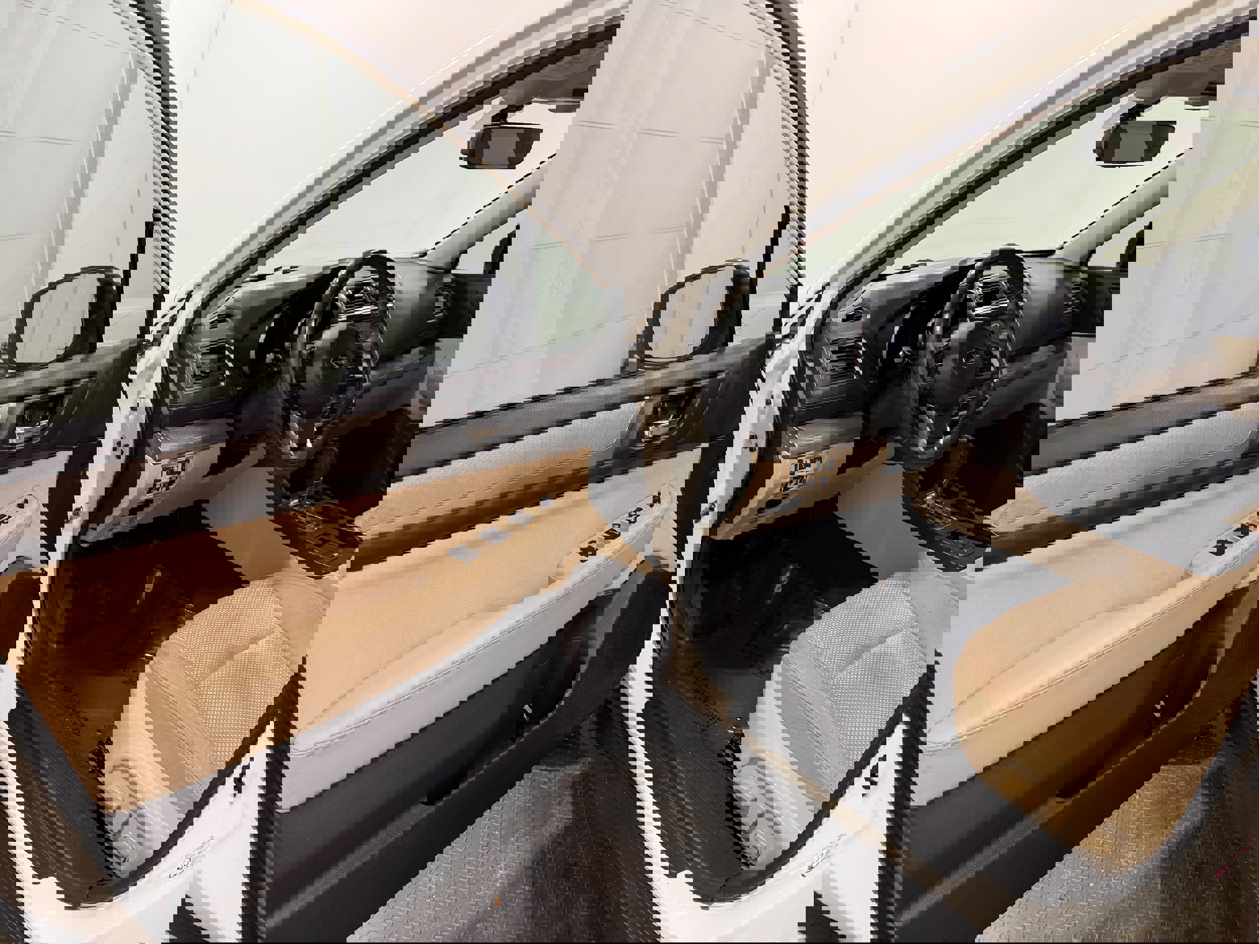 Used 2018 Subaru Outback 2.5i Premium image 3