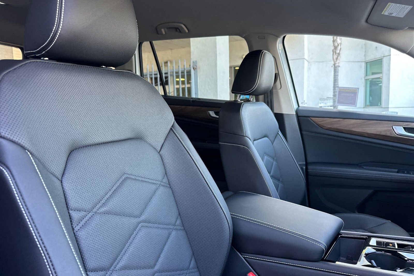 New 2026 Volkswagen Atlas SE image 17