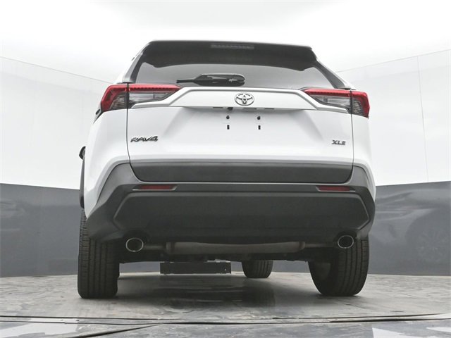 Used 2019 Toyota RAV4 XLE Premium image 50