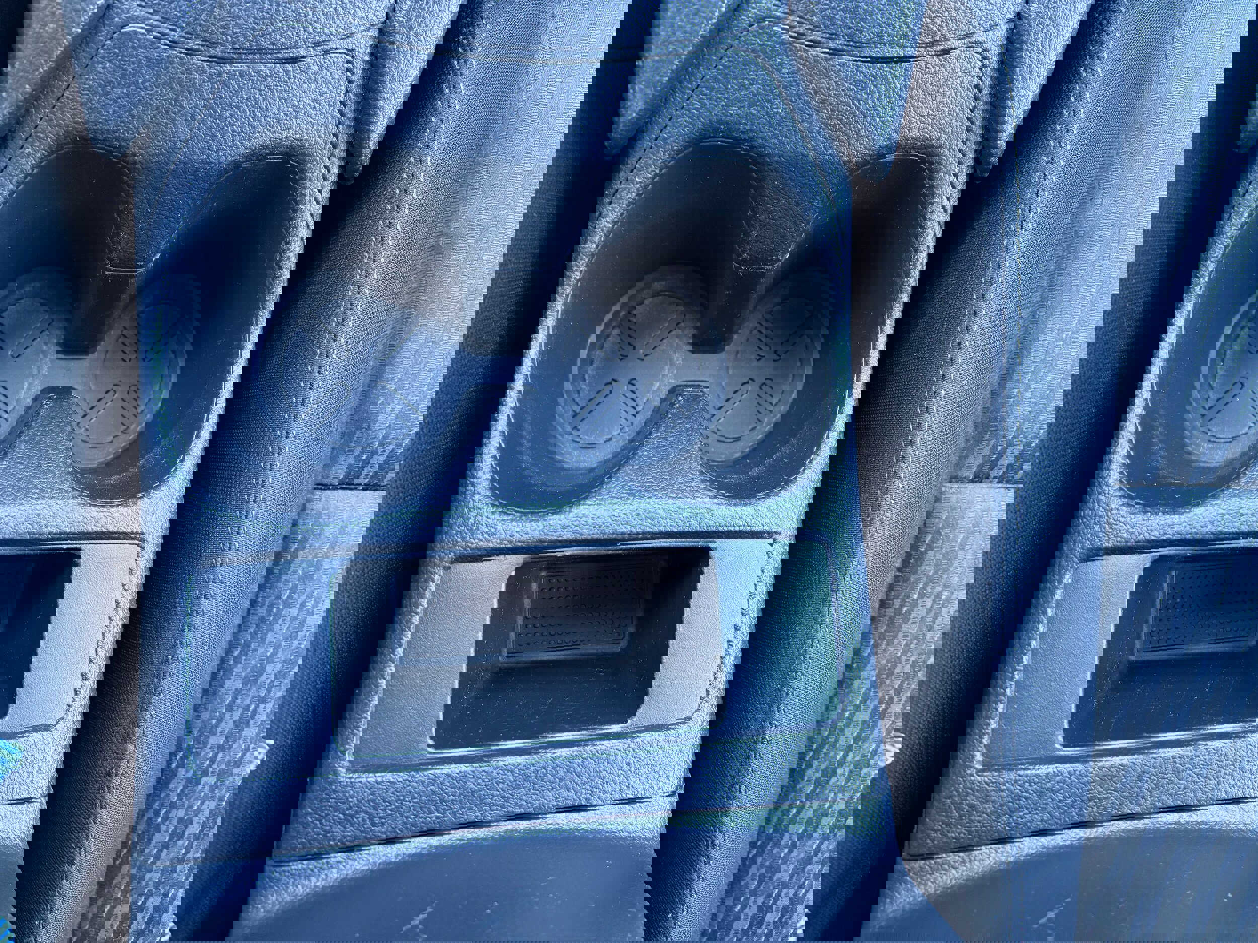 Used 2017 Nissan Rogue S image 33