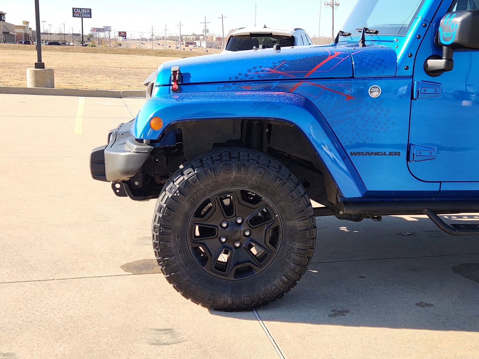 Used 2016 Jeep Wrangler Unlimited Sahara image 9