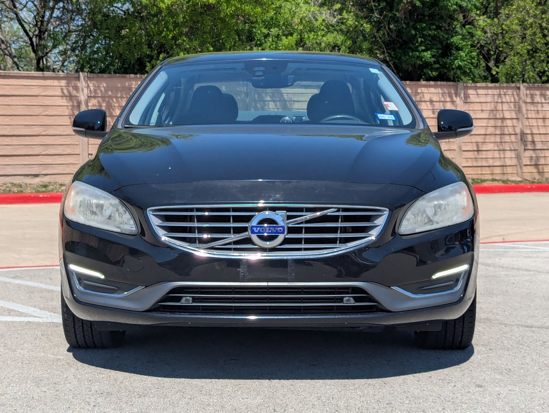 Used 2017 Volvo S60 T5 Inscription image 8