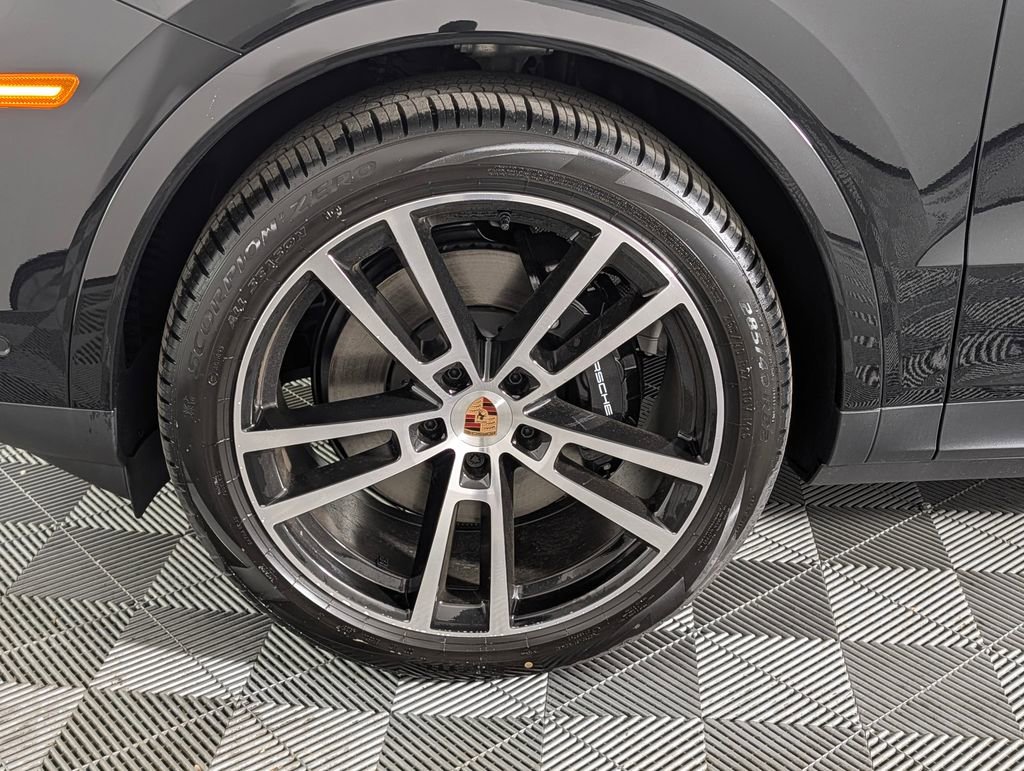 New 2026 Porsche Cayenne AWD/4WD image 11