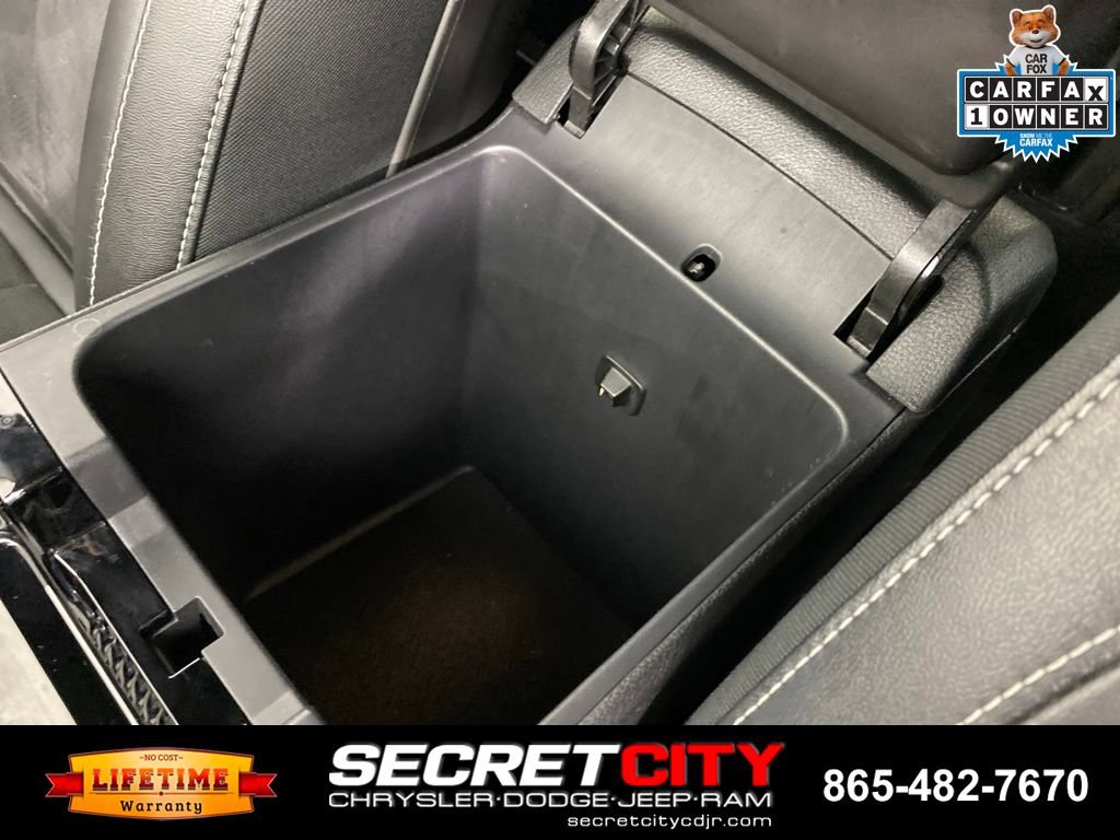 Used 2023 Jeep Grand Cherokee L Laredo AWD/4WD image 25