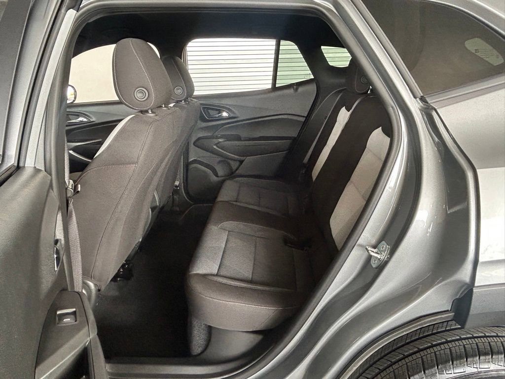 Used 2024 Chevrolet Trax RS w/ Driver Confidence Package image 41