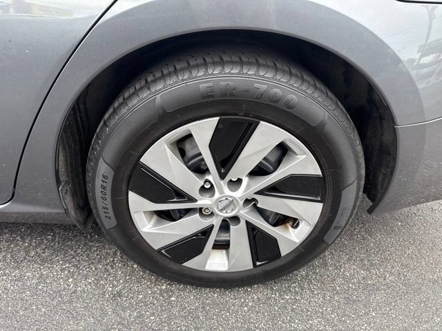Used 2020 Nissan Altima 2.5 S FWD image 14
