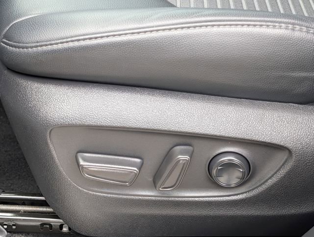 Used 2023 Toyota Highlander XSE image 26